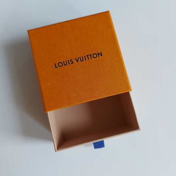 Louis Vuitton Set, Small Box, Bag and Envelope - Picture 3 of 14